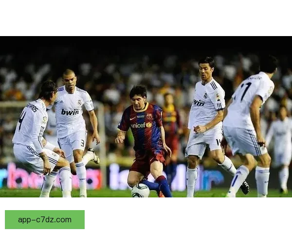 皇马高层努力修复维尼修斯与球迷关系