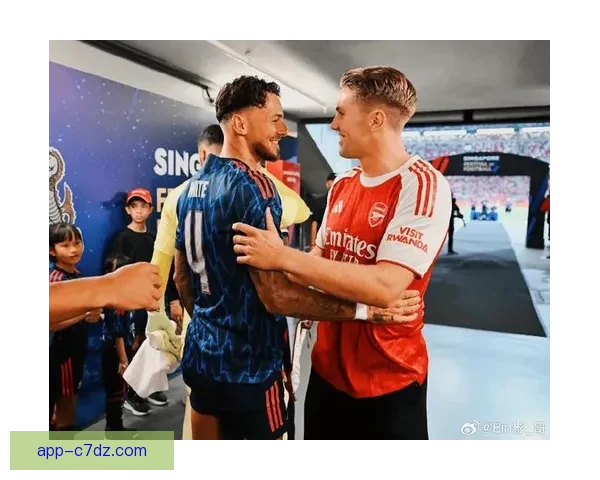 枪手客战狼队哲凯赖什萨卡联袂 枪手客战狼队哲凯赖什萨卡联袂